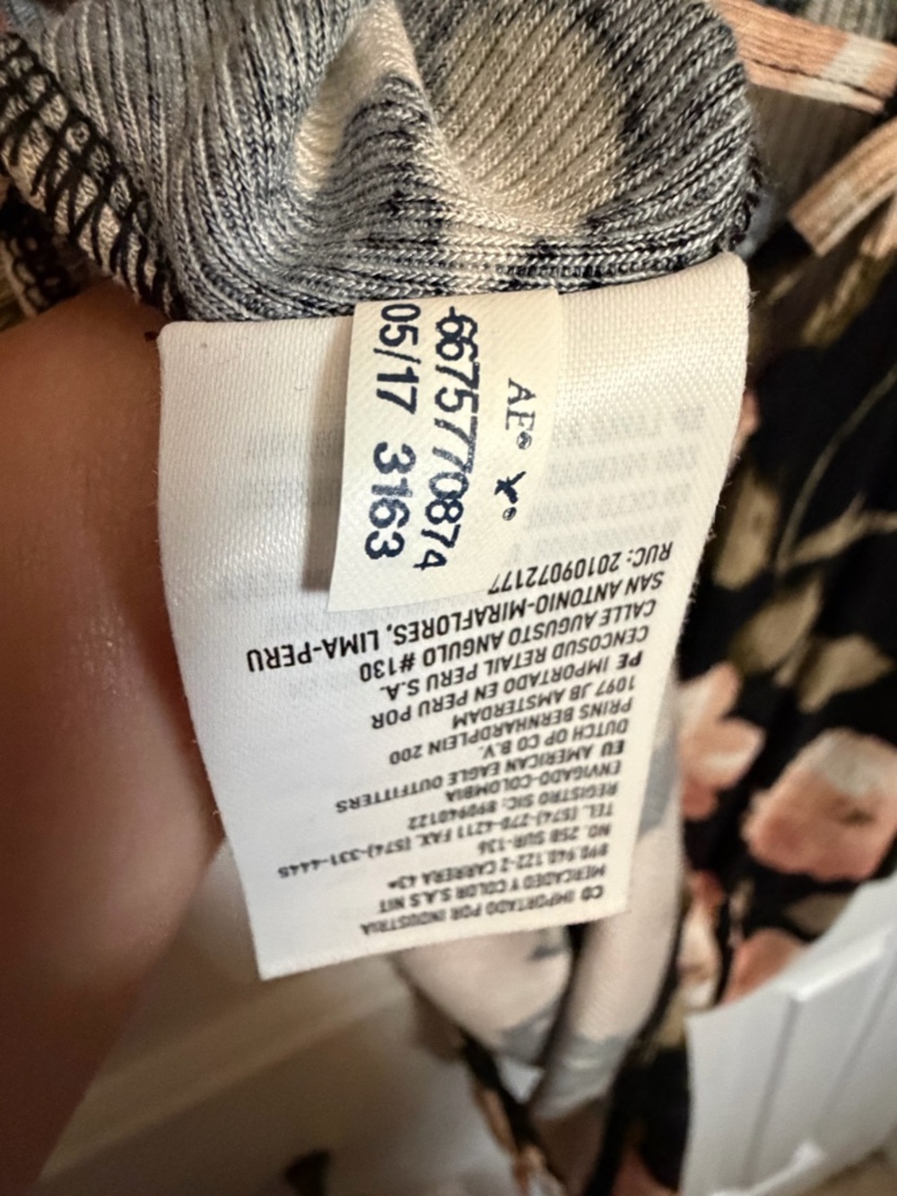 American Eagle Outfitters Black Floral Scoop-Neck Ladder Back Bodysuit L - Picture 6 of 7